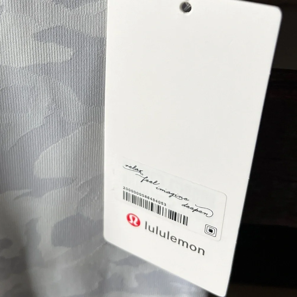 lululemon athletica approximate measurements